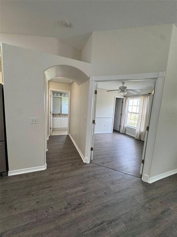 40751 W 4TH AVENUE, Umatilla, FL 32784