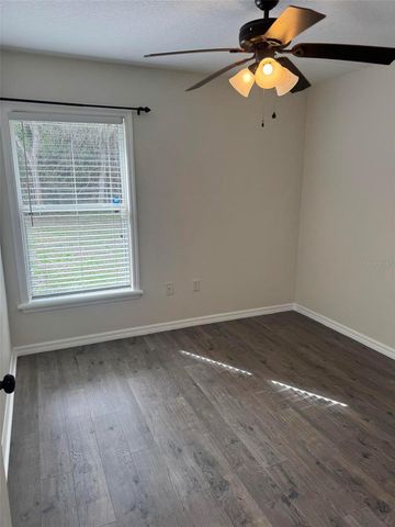 40751 W 4TH AVENUE, Umatilla, FL 32784