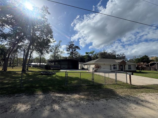 40751 W 4TH AVENUE, Umatilla, FL 32784