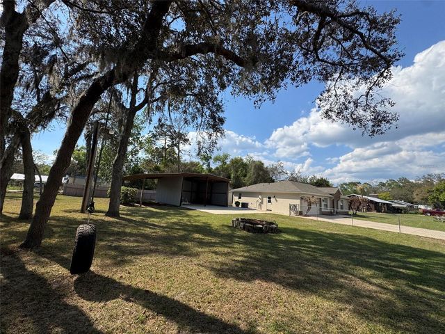40751 W 4TH AVENUE, Umatilla, FL 32784