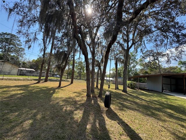 40751 W 4TH AVENUE, Umatilla, FL 32784