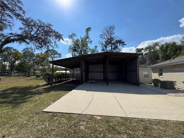 40751 W 4TH AVENUE, Umatilla, FL 32784