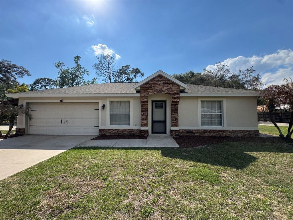 40751 W 4TH AVENUE, Umatilla, FL 32784
