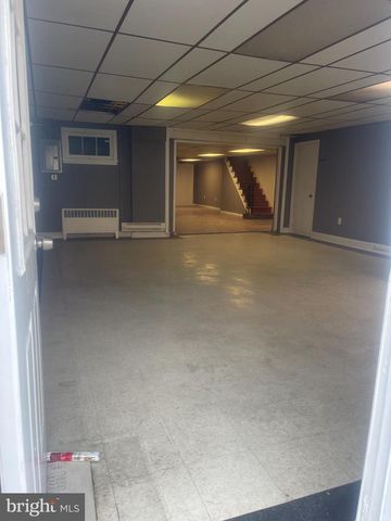 234 LONG LN, Upper Darby, PA 19082