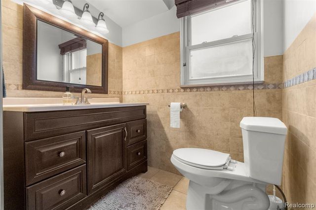 22247 Outer Drive, Dearborn, MI 48124