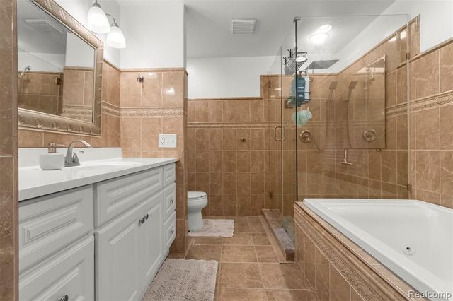 22247 Outer Drive, Dearborn, MI 48124