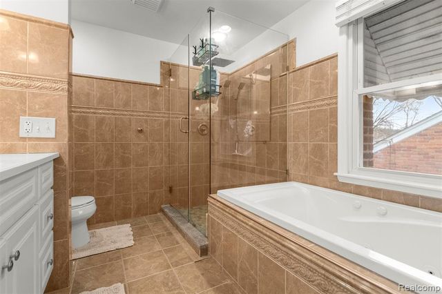 22247 Outer Drive, Dearborn, MI 48124