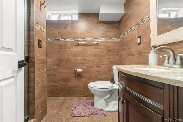 22247 Outer Drive, Dearborn, MI 48124