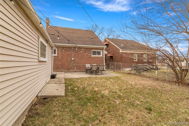 22247 Outer Drive, Dearborn, MI 48124