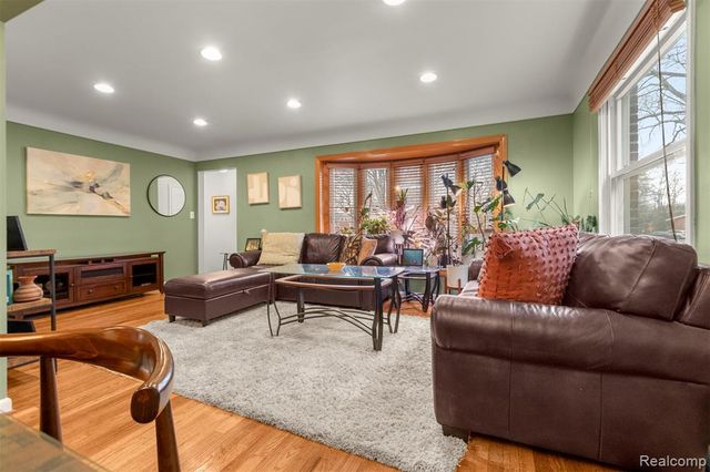 22247 Outer Drive, Dearborn, MI 48124