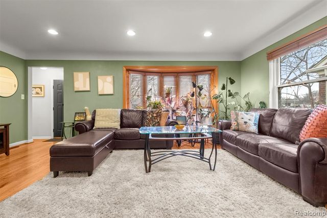 22247 Outer Drive, Dearborn, MI 48124