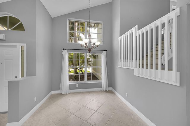 8236 White Rock Cir, Boynton Beach, FL 33436