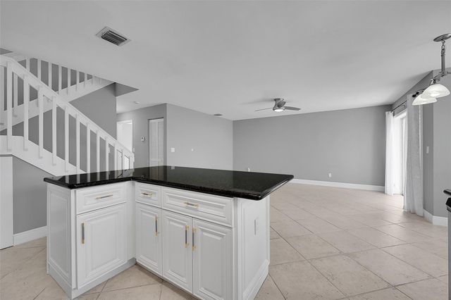 8236 White Rock Cir, Boynton Beach, FL 33436