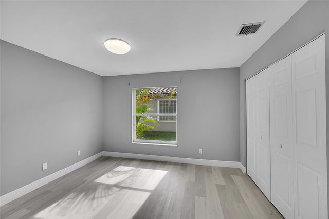 8236 White Rock Cir, Boynton Beach, FL 33436