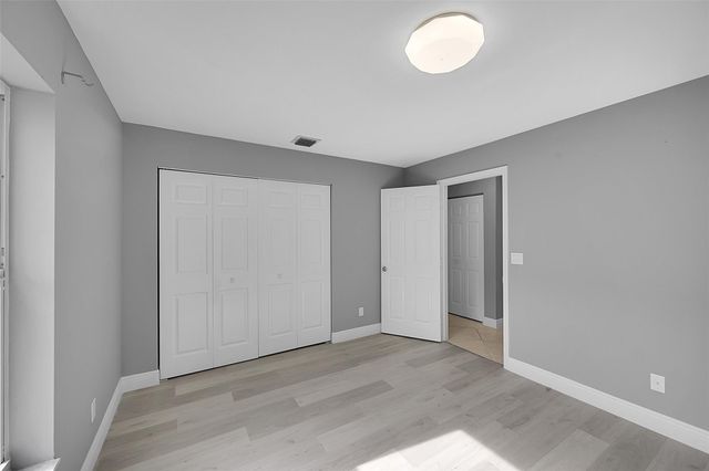 8236 White Rock Cir, Boynton Beach, FL 33436