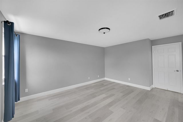 8236 White Rock Cir, Boynton Beach, FL 33436