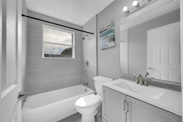 8236 White Rock Cir, Boynton Beach, FL 33436