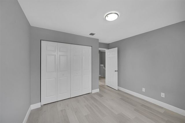 8236 White Rock Cir, Boynton Beach, FL 33436