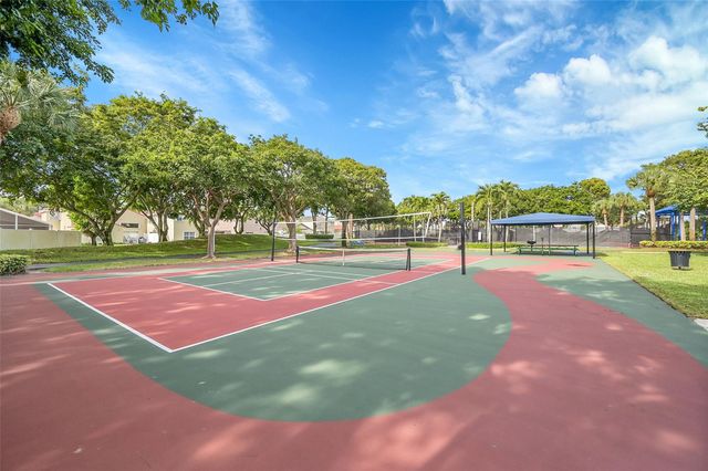 8236 White Rock Cir, Boynton Beach, FL 33436