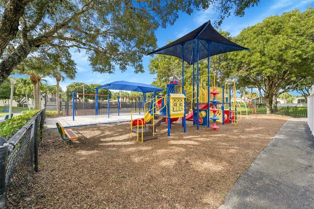 8236 White Rock Cir, Boynton Beach, FL 33436