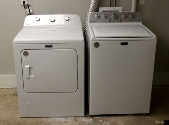 299 Beacon Boulevard, Chicago Heights, IL 60411