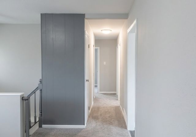 299 Beacon Boulevard, Chicago Heights, IL 60411