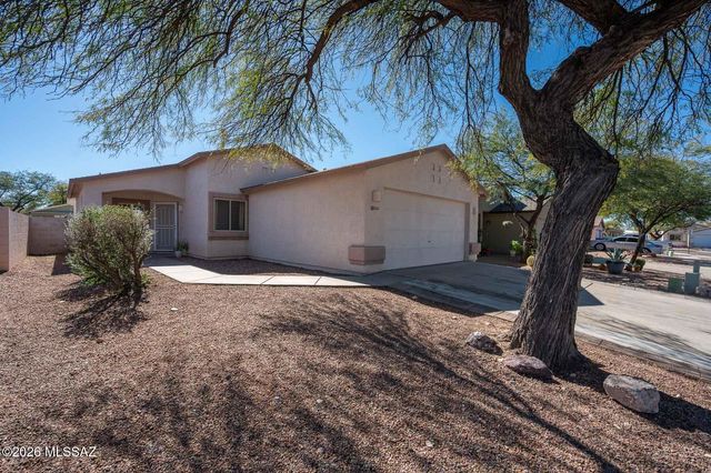 8685 S Desert Dove Drive, Tucson, AZ 85747