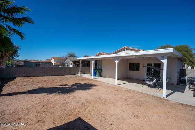 8685 S Desert Dove Drive, Tucson, AZ 85747