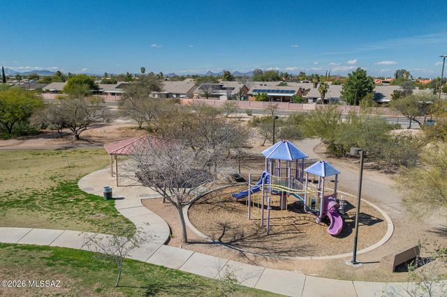 8685 S Desert Dove Drive, Tucson, AZ 85747