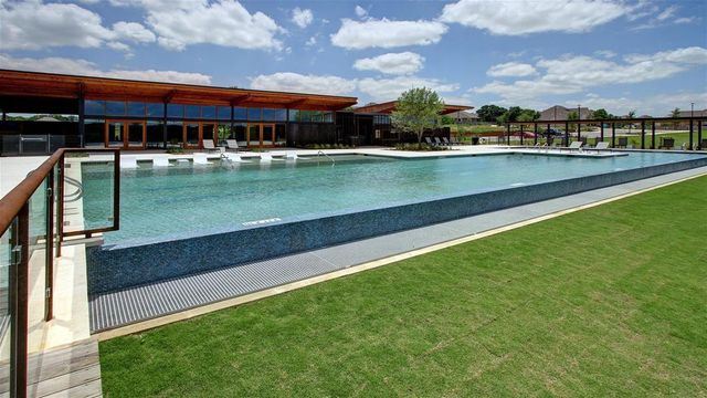 101 Ashmore LN, Georgetown, TX 78628