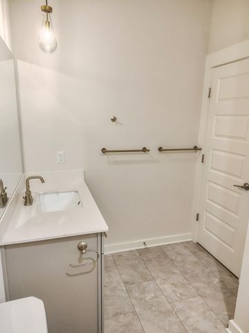 317 Gingerwood Ln, Hendersonville, TN 37075