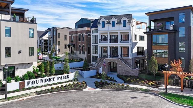 4425 Pin Oak Circle, Cincinnati, OH 45209