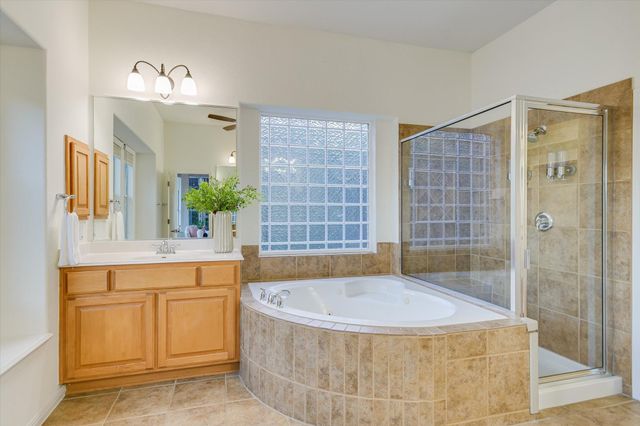 17120 Northlake Hills DR, Jonestown, TX 78645