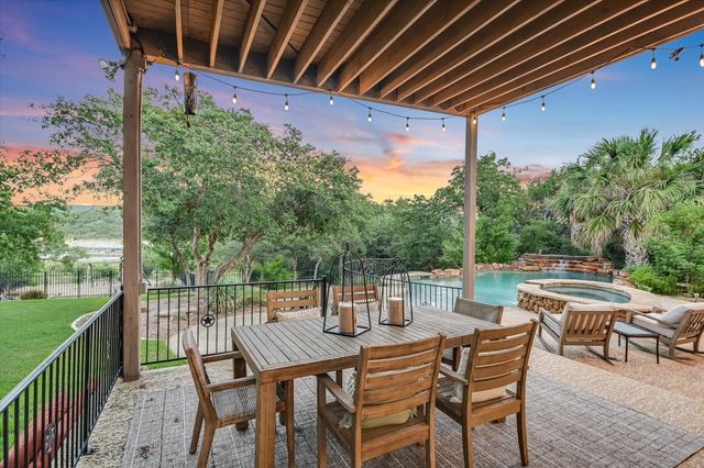 17120 Northlake Hills DR, Jonestown, TX 78645