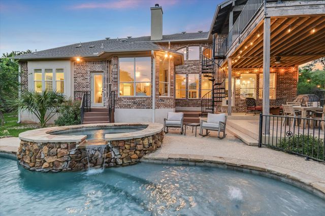17120 Northlake Hills DR, Jonestown, TX 78645