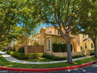 80 Wonderland, Irvine, CA 92620