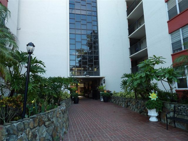 2699 SEVILLE BOULEVARD 802, Clearwater, FL 33764