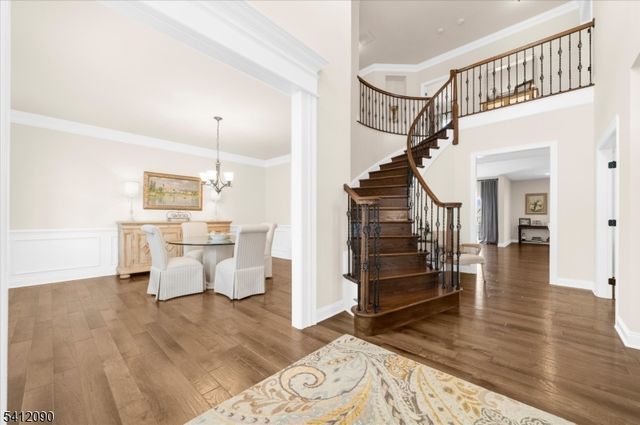 9 Donna Dr, Raritan Twp., NJ 08822