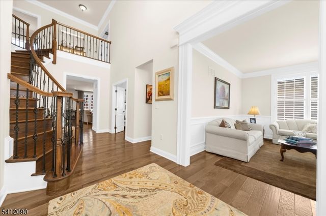 9 Donna Dr, Raritan Twp., NJ 08822