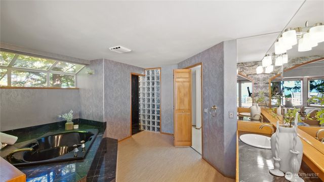 11812 Marine View Drive, Edmonds, WA 98026