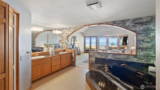 11812 Marine View Drive, Edmonds, WA 98026