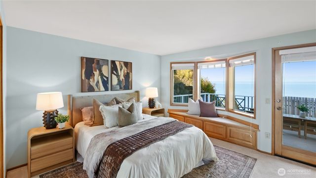 11812 Marine View Drive, Edmonds, WA 98026