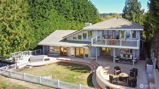 11812 Marine View Drive, Edmonds, WA 98026