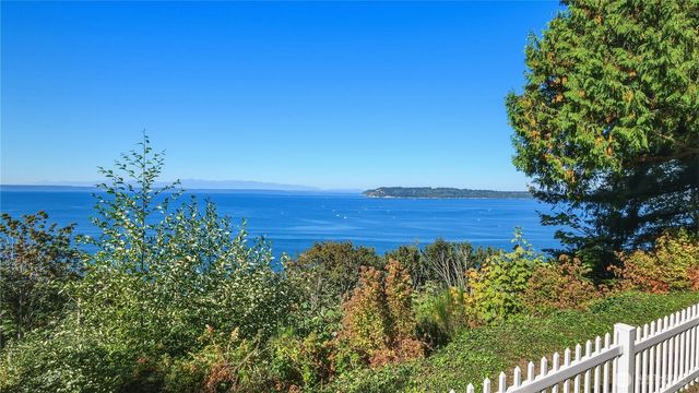 11812 Marine View Drive, Edmonds, WA 98026