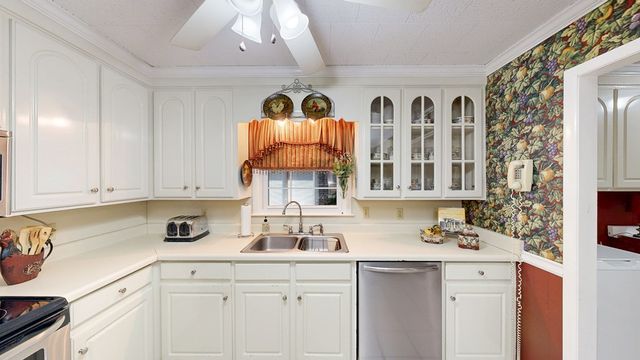 402 Park Street, Ashford, AL 36312