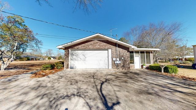 402 Park Street, Ashford, AL 36312