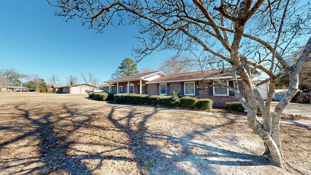 402 Park Street, Ashford, AL 36312