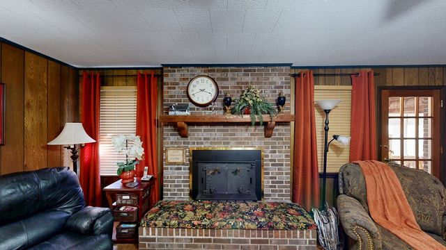 402 Park Street, Ashford, AL 36312