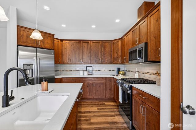 1806 40th Court, Anacortes, WA 98221