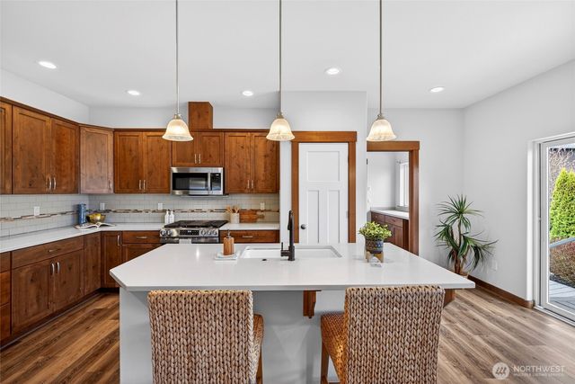 1806 40th Court, Anacortes, WA 98221